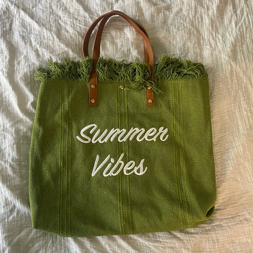 Cute Green Summer Vibes Tote Bag